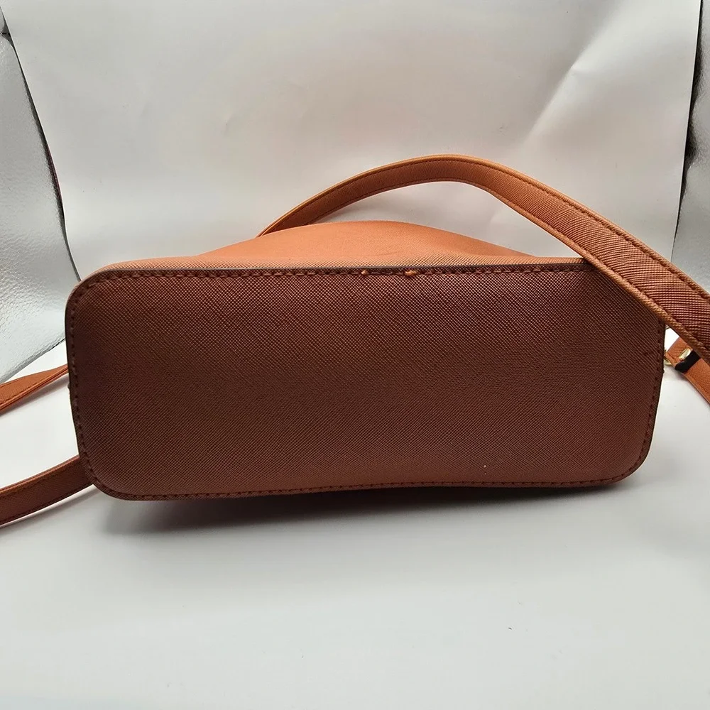 Steve Madden Cognac Saffiano Faux Leather Dome Crossbody Bag Gold Chain Strap